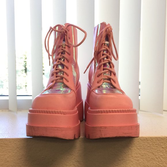 PRE LOVED Cape Robbin -Pink Poison Platforms Boots PNK/6- SH229 - Picture 2 of 5